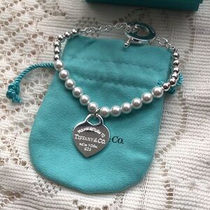 Tiffany & CoSilver Heart Charm Bracelet
